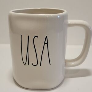 Rae Dunn Mug Patriotic 160oz.